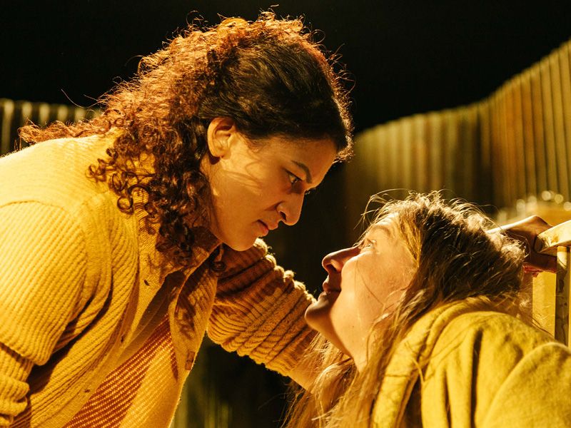DIE BEAUTY QUEEN VON LEENANE