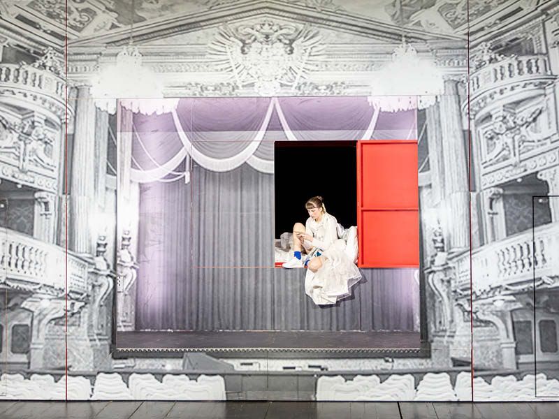 Marlena Reinwald in DER HOFMEISTER, Regie: Lukas Schöppl, Bühne: Julius Florin, Kostüm: Lukas Traxler, Foto © Victoria Nazarova