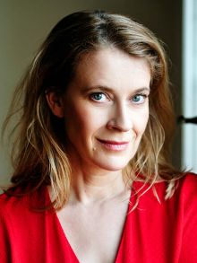 Caroline Peters