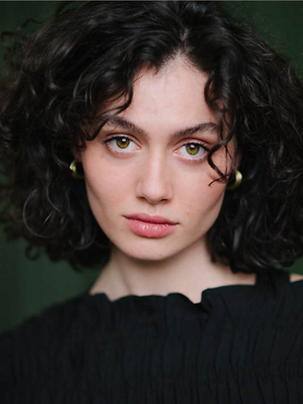 Julia Novohradsky Max Reinhardt Seminar